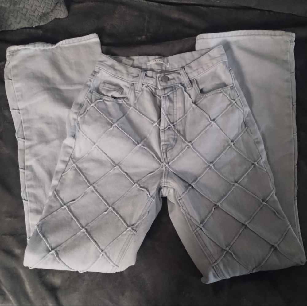 PacSun Light Gray Quilted Boot Cut Jeans Size 25 Like New Without Tags!